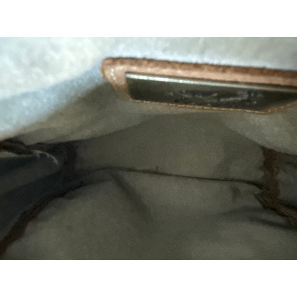 Roots Canada Brown Genuine Leather Crossbody Bag Made in Canada Distressed - Picture 6 of 10